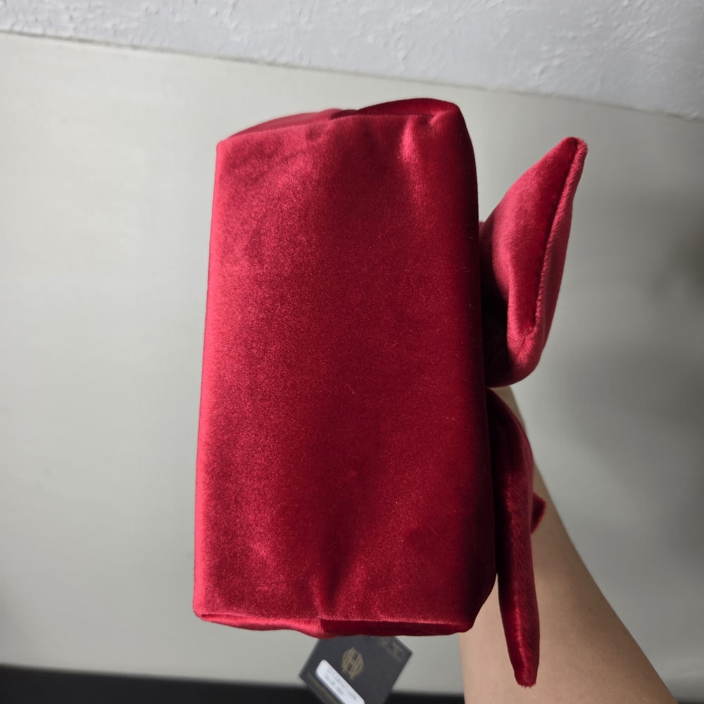 House of Harlow 1960 Red Velvet Bow Ring-Handle Clutch - Picture 5 of 8